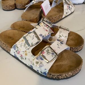 NWT WHITE FLORAL DOUBLE BUCKLE BERKS SANDAL SHOE BIRKENSTOCK SHAPE STYLE